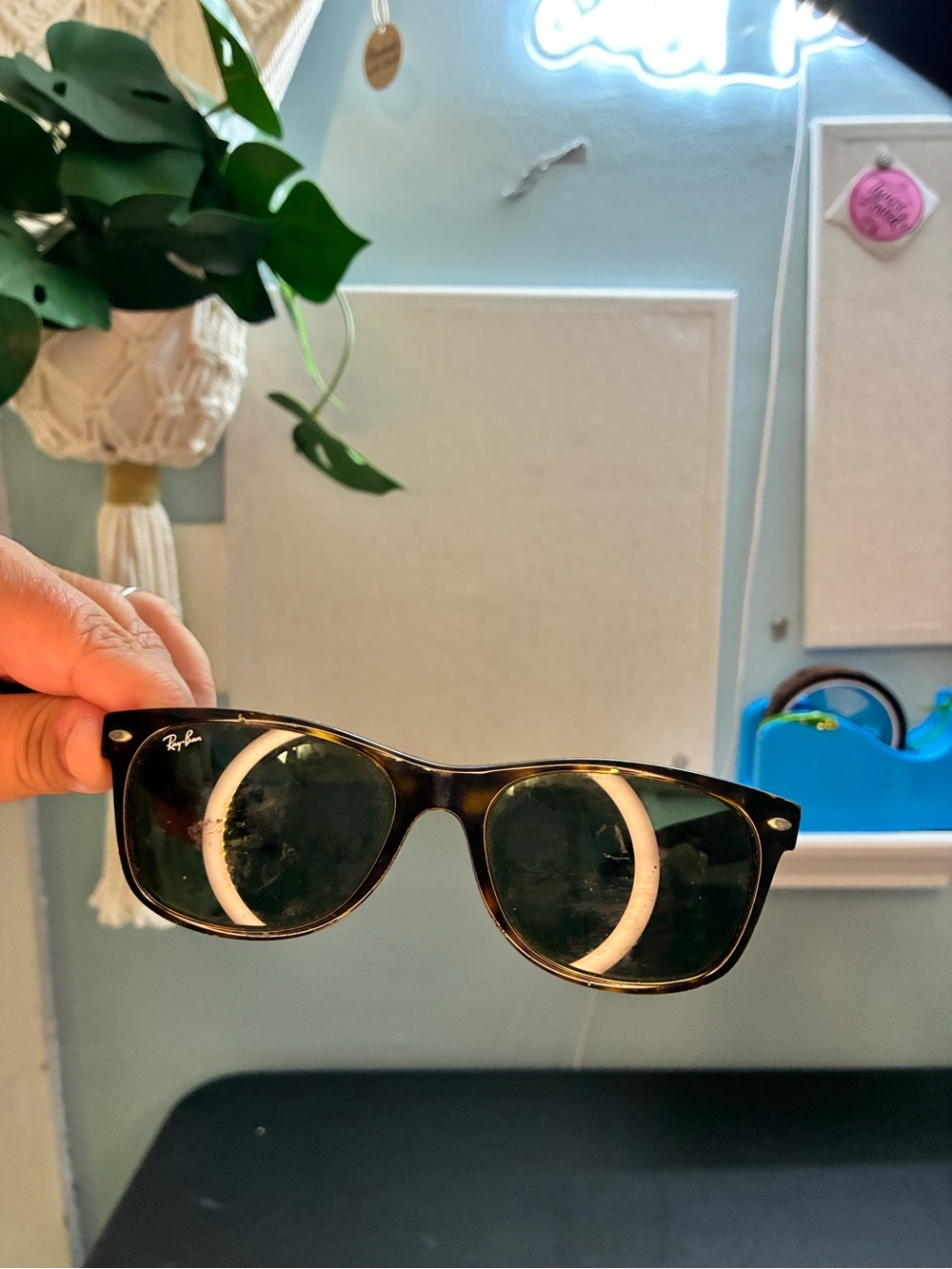 Ray-Ban Men's Tortoiseshell Frame Sunglasses with Dark Green Lenses